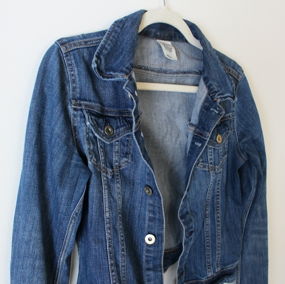 H&M | Denim Blue Jean Jacket Cropped - Picture 2 of 7
